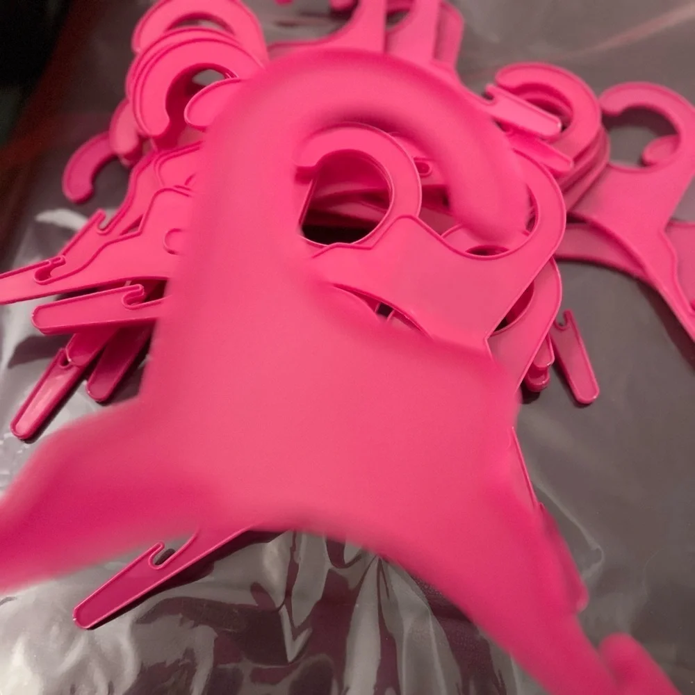 🅽🅴🆆 Pink Pet Clothing hangers / Dog clothing or cat clothing